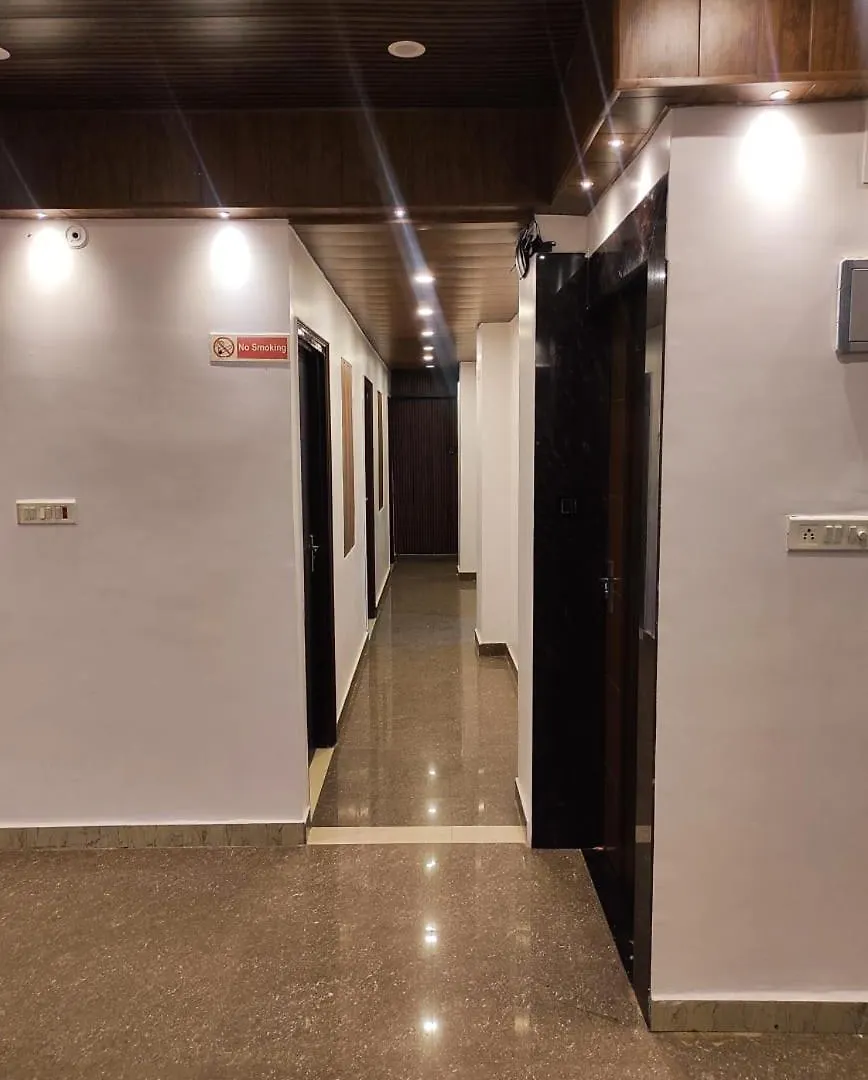 Shiv Ganga Grand Hotel Varanasi 3*,  India